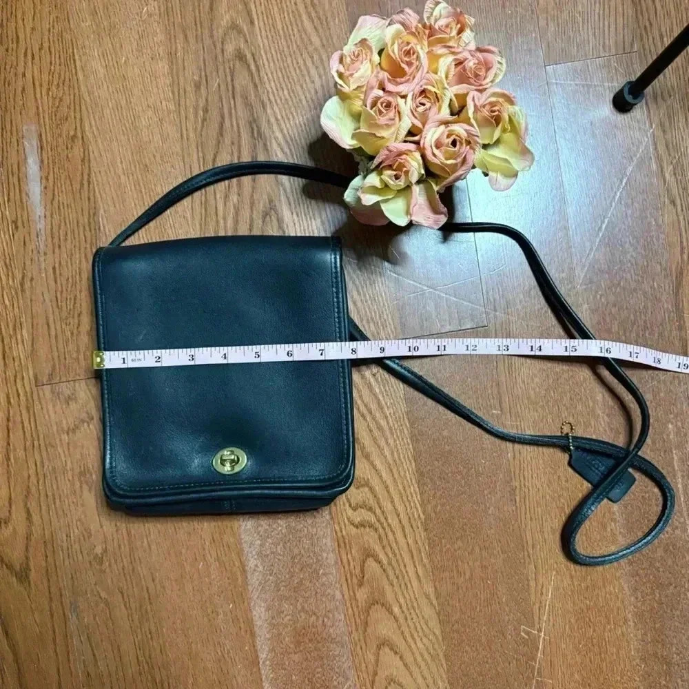 Vintage Coach Crossbody Bag#9620 - Picture 6 of 16